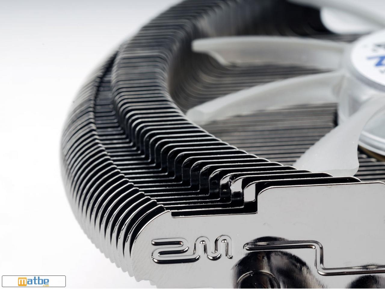 [29/01/2009] Zalman VF2000 LED (15)