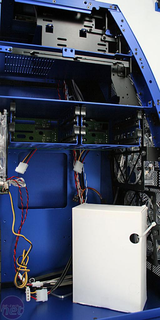 [07/01/2009] Lian-Li PC-888 (1)