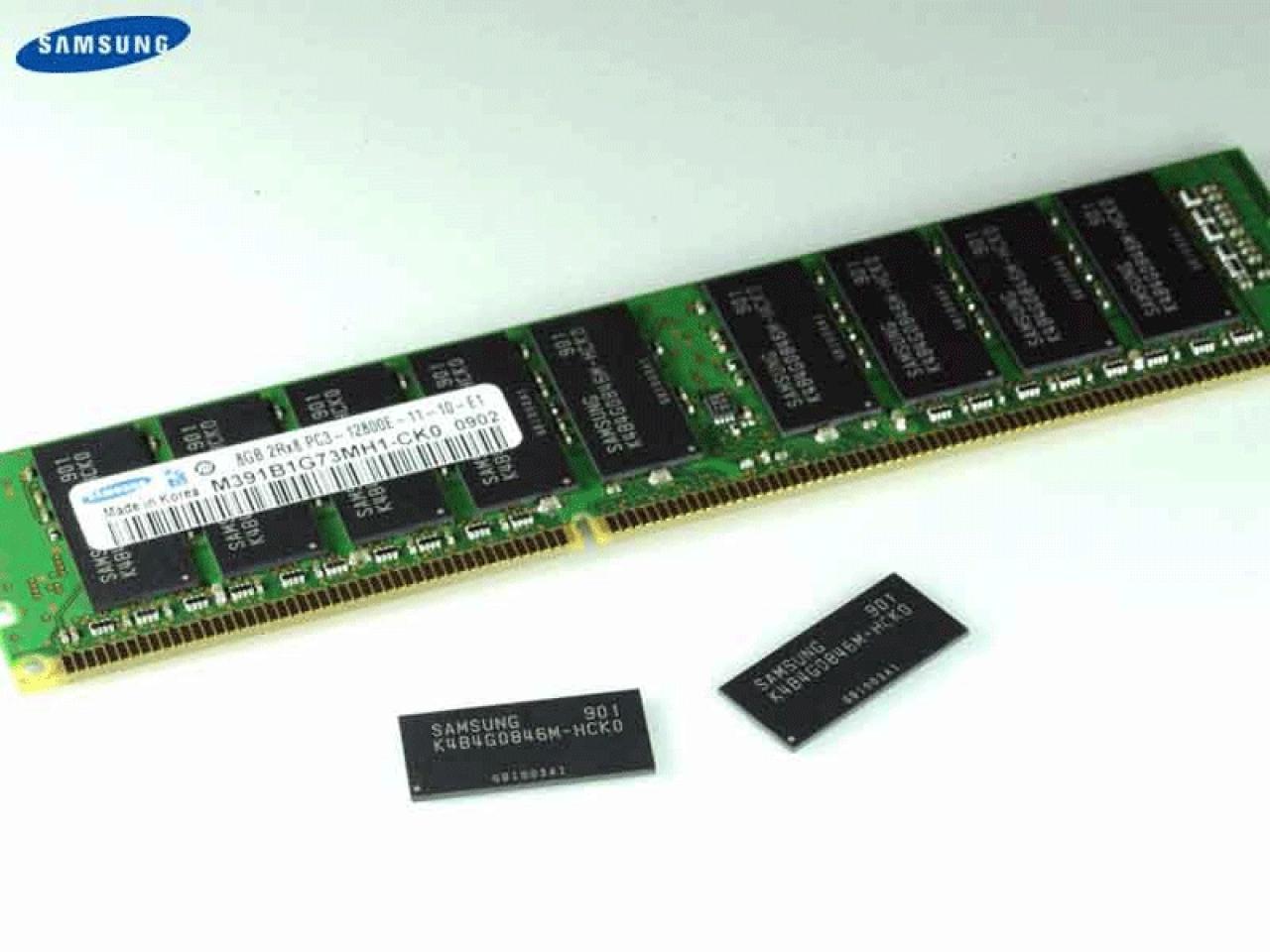 [31/01/2009] Samsungs neue 4-GBit-DDR3-Chips ermöglichen eine Verdopplung der bisherigen Kapazitäten pro Spiechermodul.