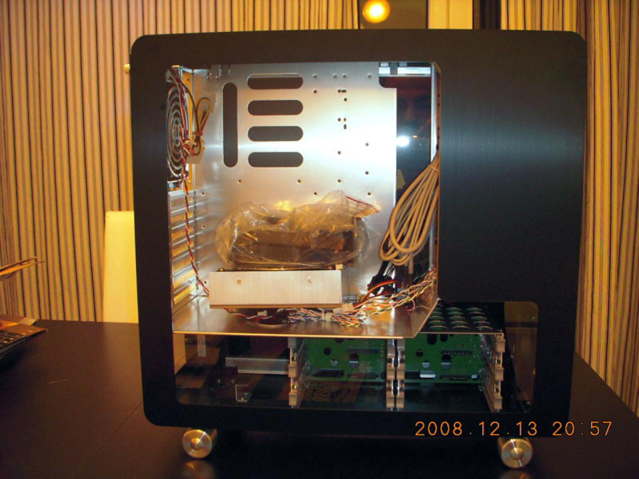 [16/01/2009] Projekt: Wasserkühlung im Silverstone TJ07 (13)