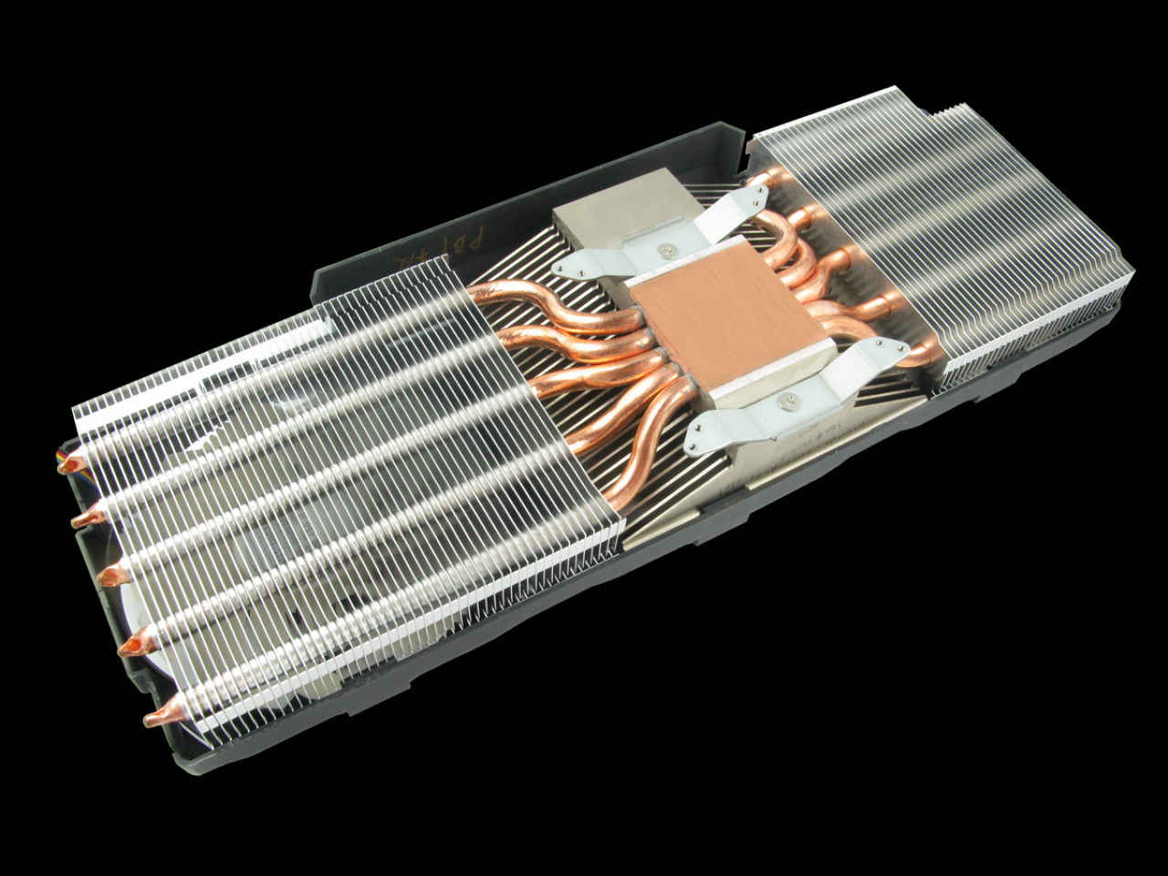 [16/01/2009] Arctic Cooling Accelero Xtreme GTX280 (Unterseite)
