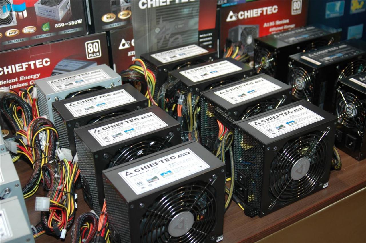 [13/01/2009] Chieftec: 80-Plus-Netzteile (13)