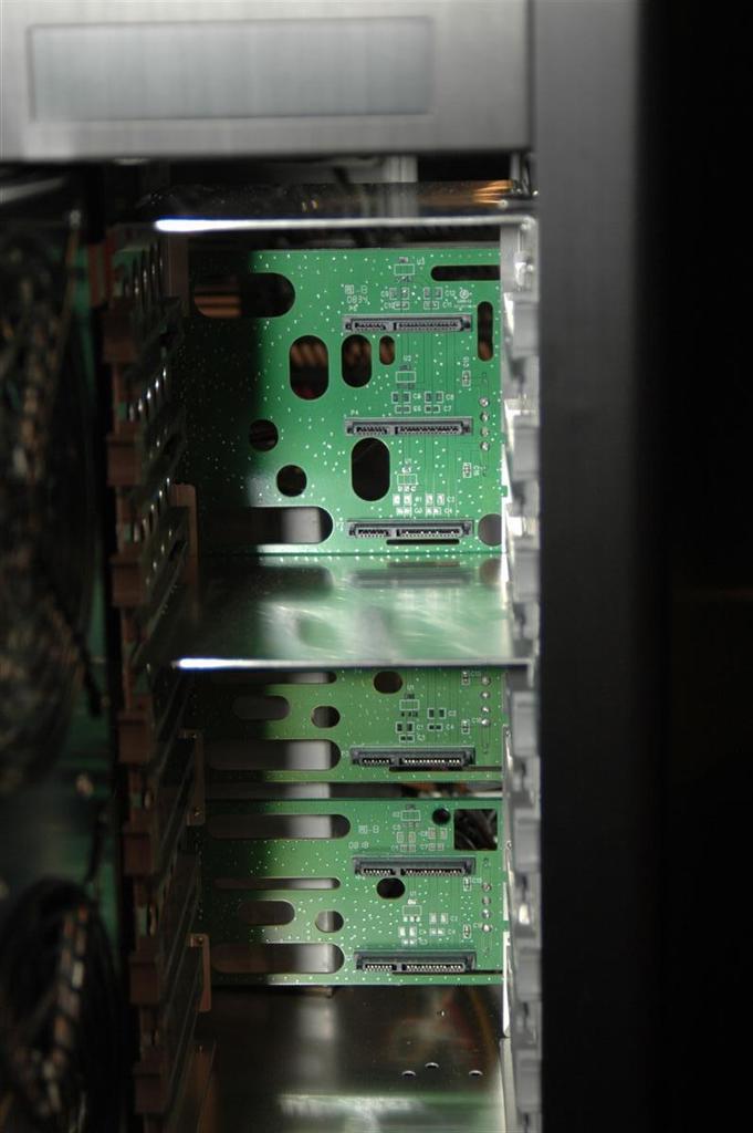 [20/01/2009] Lian PC-C71