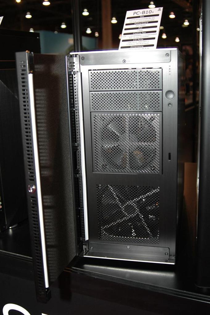 [20/01/2009] Lian Li PC-B10