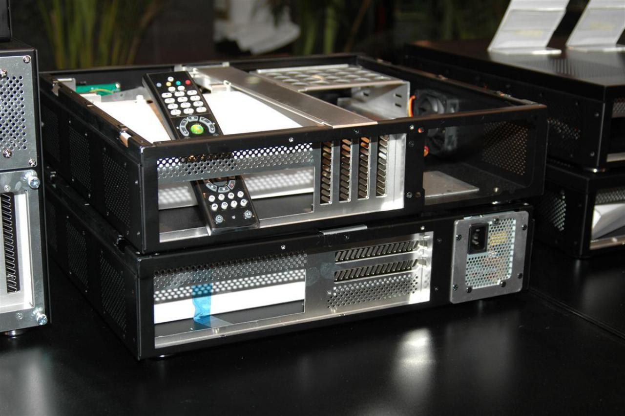 [20/01/2009] Lian Li PC-C39 & PC-C38