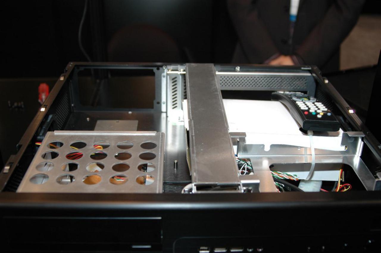 [20/01/2009] Lian Li PC-C39 & PC-C38