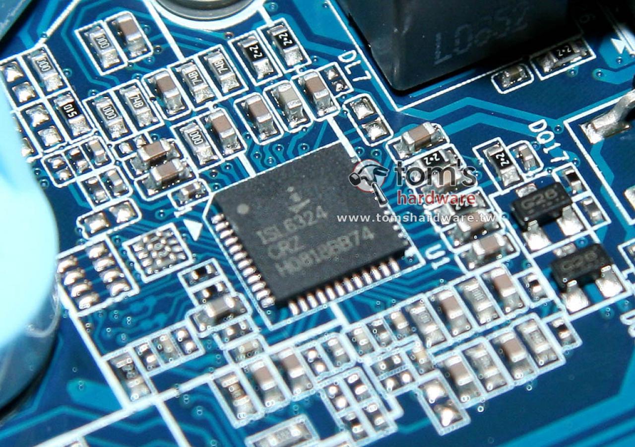 [25/01/2009] Gigabyte GA-MA790FXT-UD5P