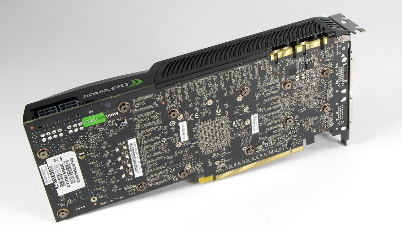[15/01/2009] Testmuster: Geforce GTX 285 Exo von Point of View. Die Karte selbst unterscheidet sich nicht vom Referenzdesign.