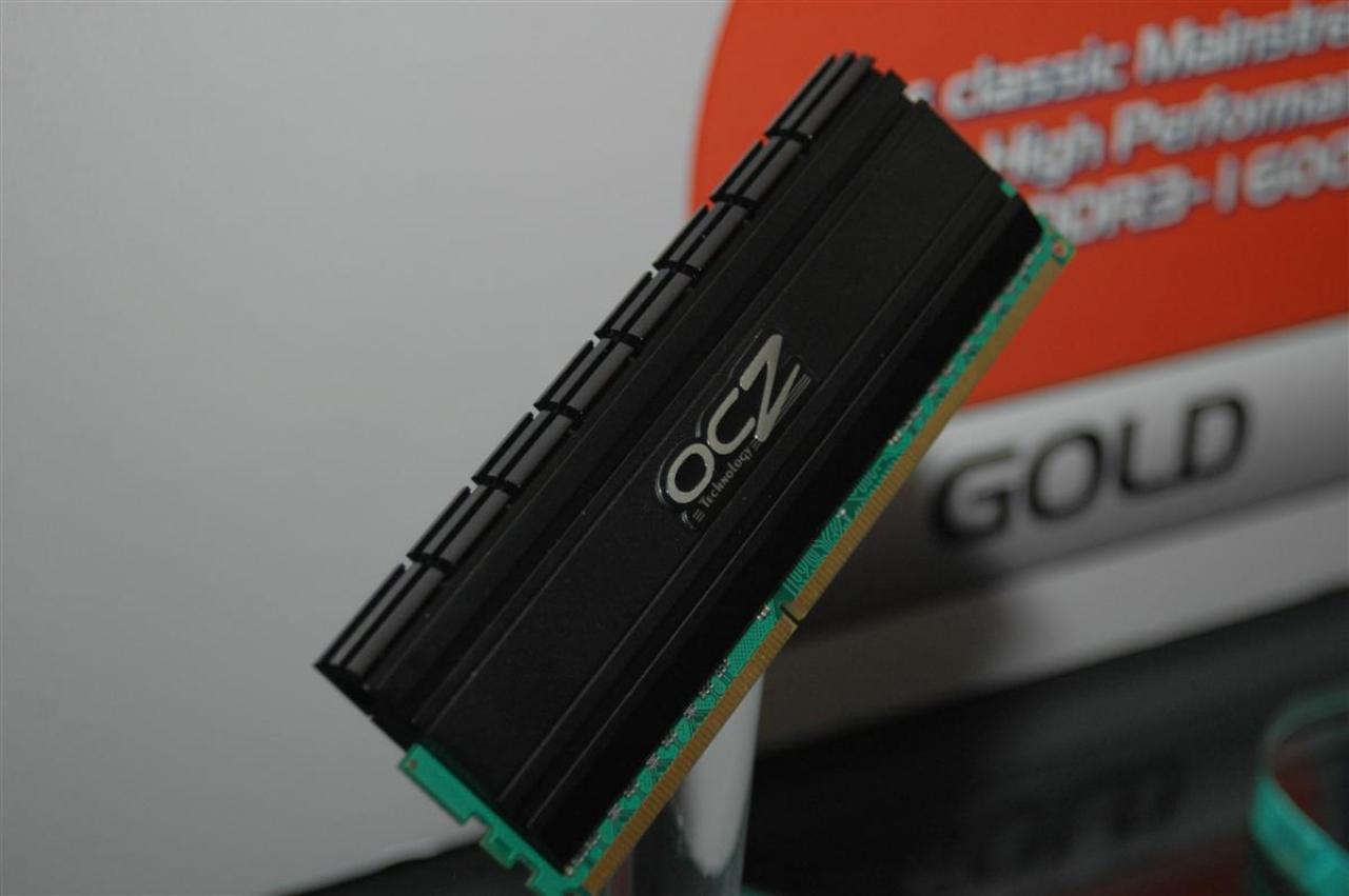 [10/01/2009] OCZ Blade (13)