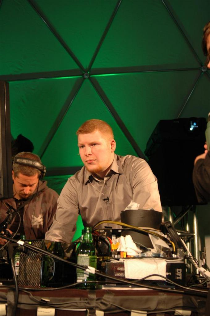 [12/01/2009] AMD Phenom II Overclocking Event (12)