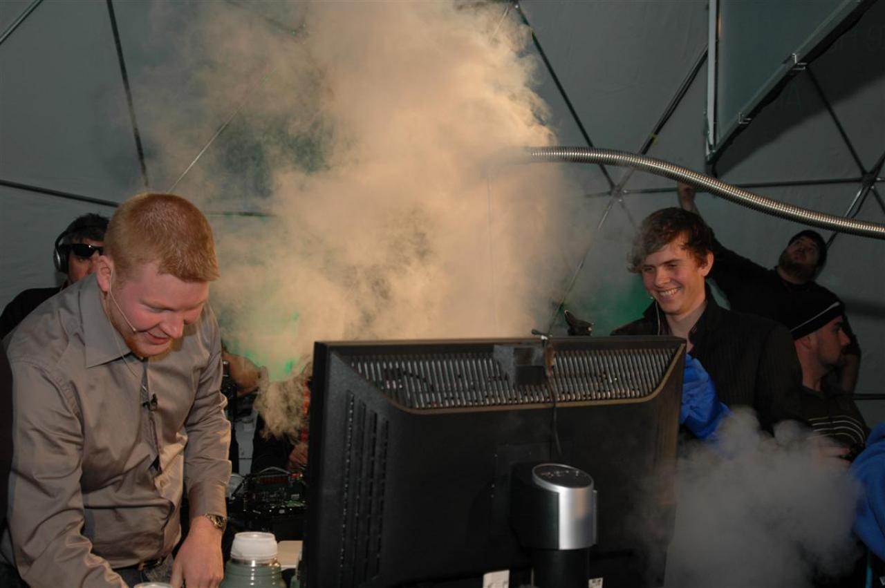 [12/01/2009] AMD Phenom II Overclocking Event (28)
