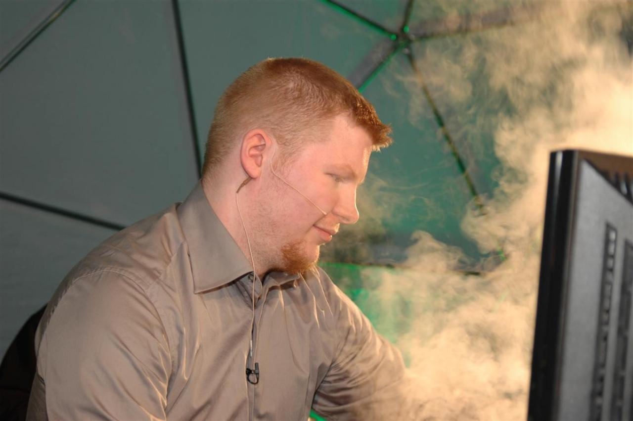 [12/01/2009] AMD Phenom II Overclocking Event (30)