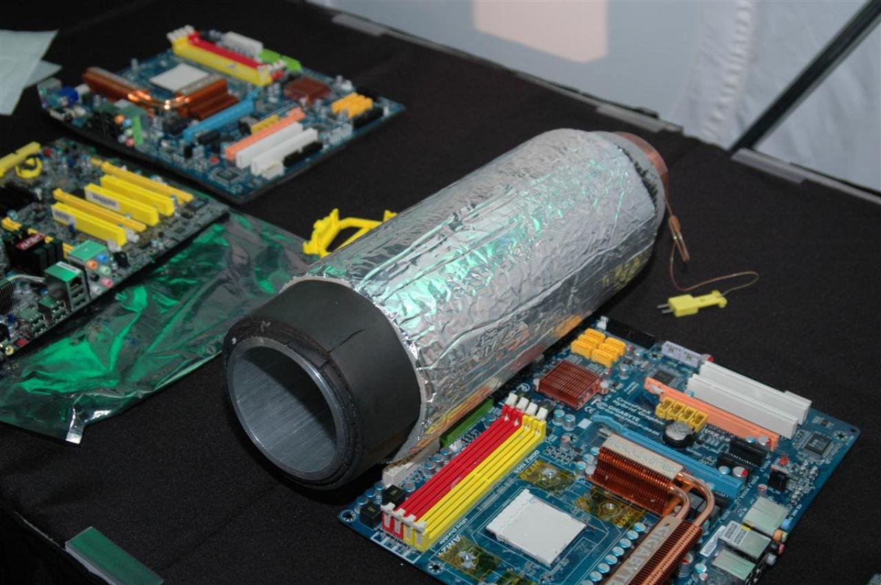 [12/01/2009] AMD Phenom II Overclocking Event (52)