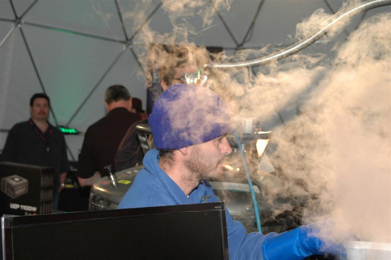 [12/01/2009] AMD Phenom II Overclocking Event (57)