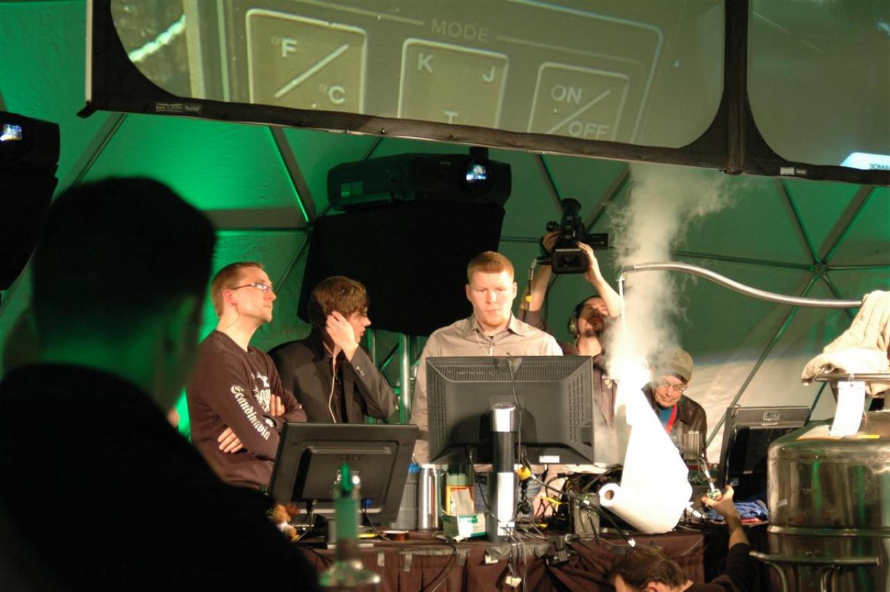 [12/01/2009] AMD Phenom II Overclocking Event (67)