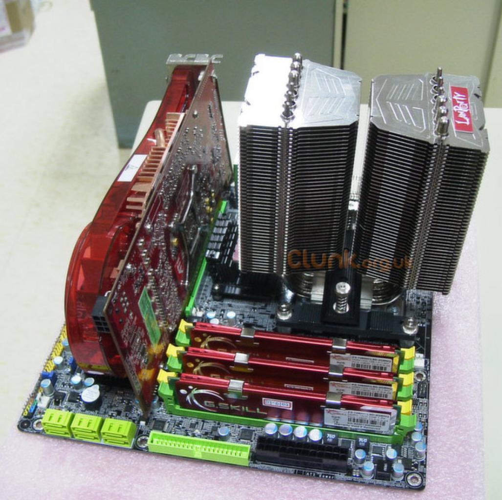 [21/01/2009] DFI Lanparty CPU-Kühler (3)