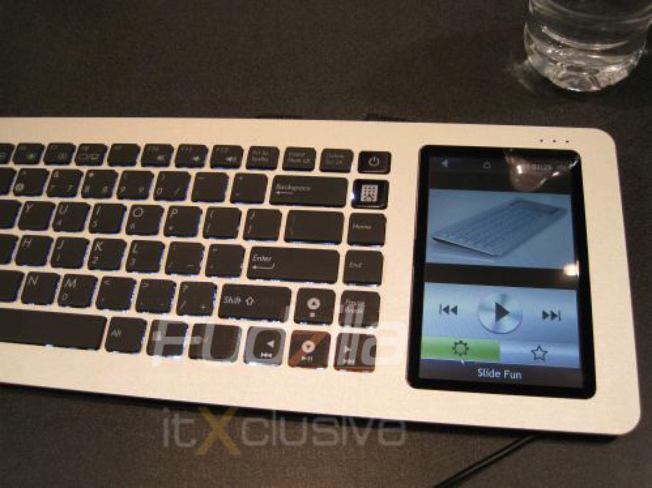 [14/01/2009] Asus Eee-Keyboard