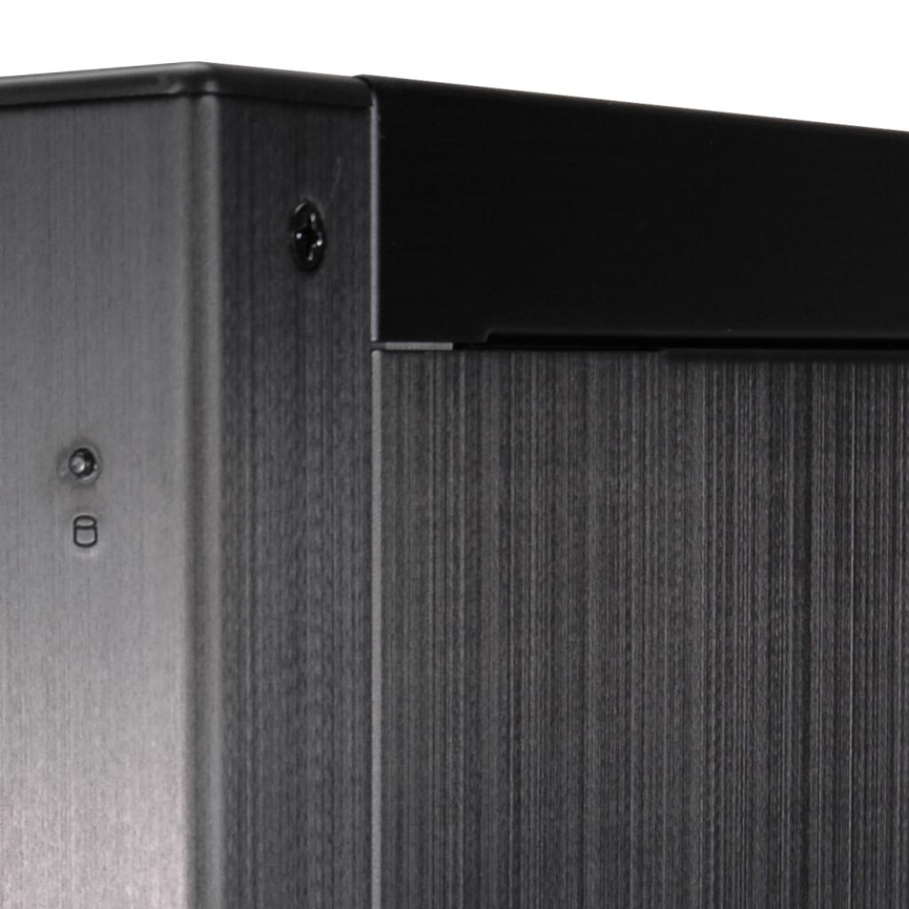 [13/01/2009] Lian Li PC-A03 (4)