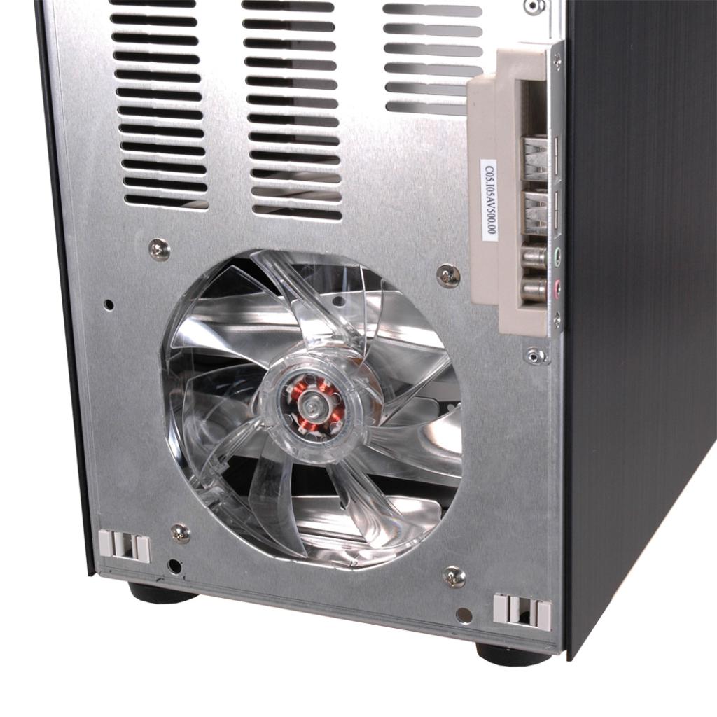 [13/01/2009] Lian Li PC-A03 (9)