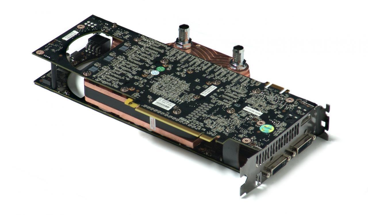[13/02/2009] Zotac GTX 295 Infinity Edition 