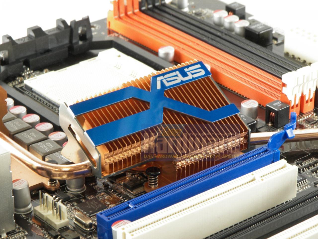 [04/02/2009] Asus M4A79T-Deluxe mit 790FX-Chipsatz