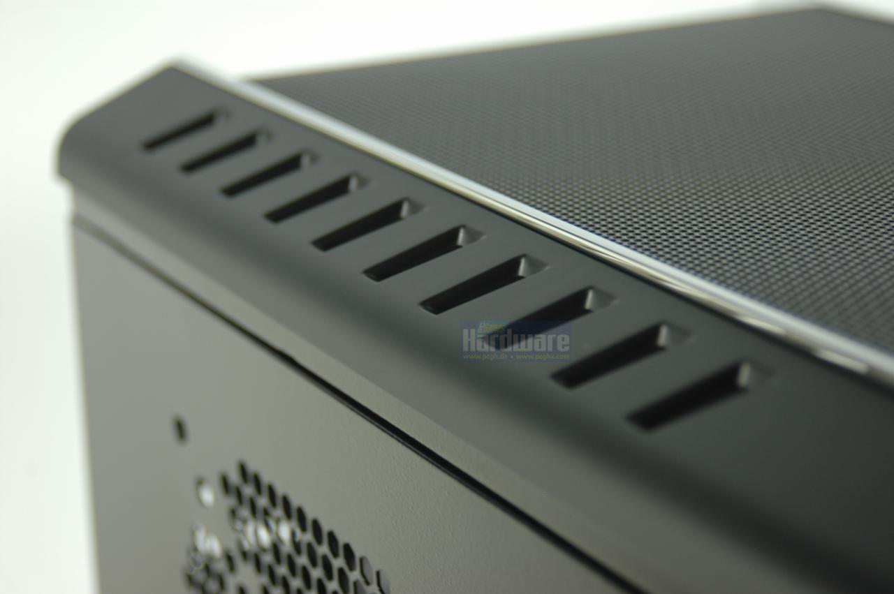 [16/02/2009] Cooler Master CM 690
