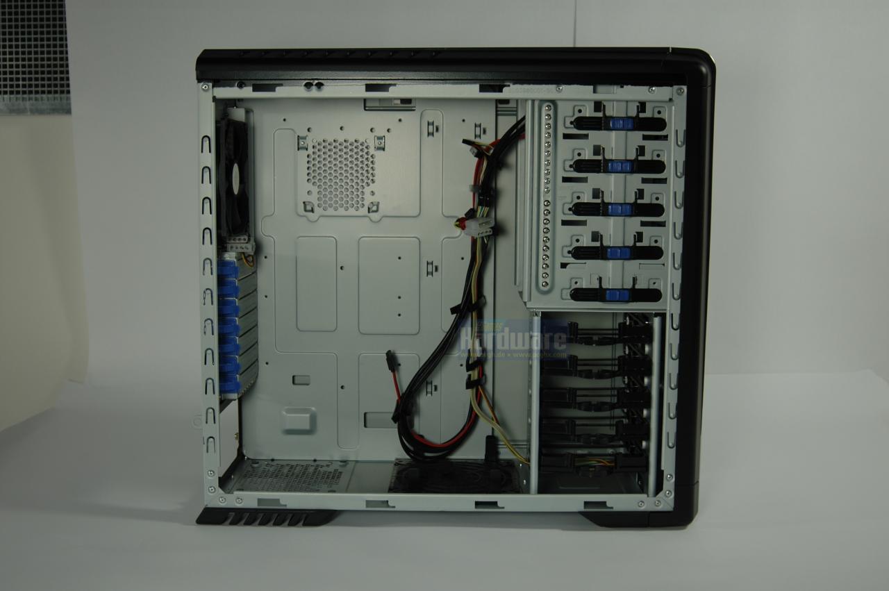 [16/02/2009] Cooler Master CM 690