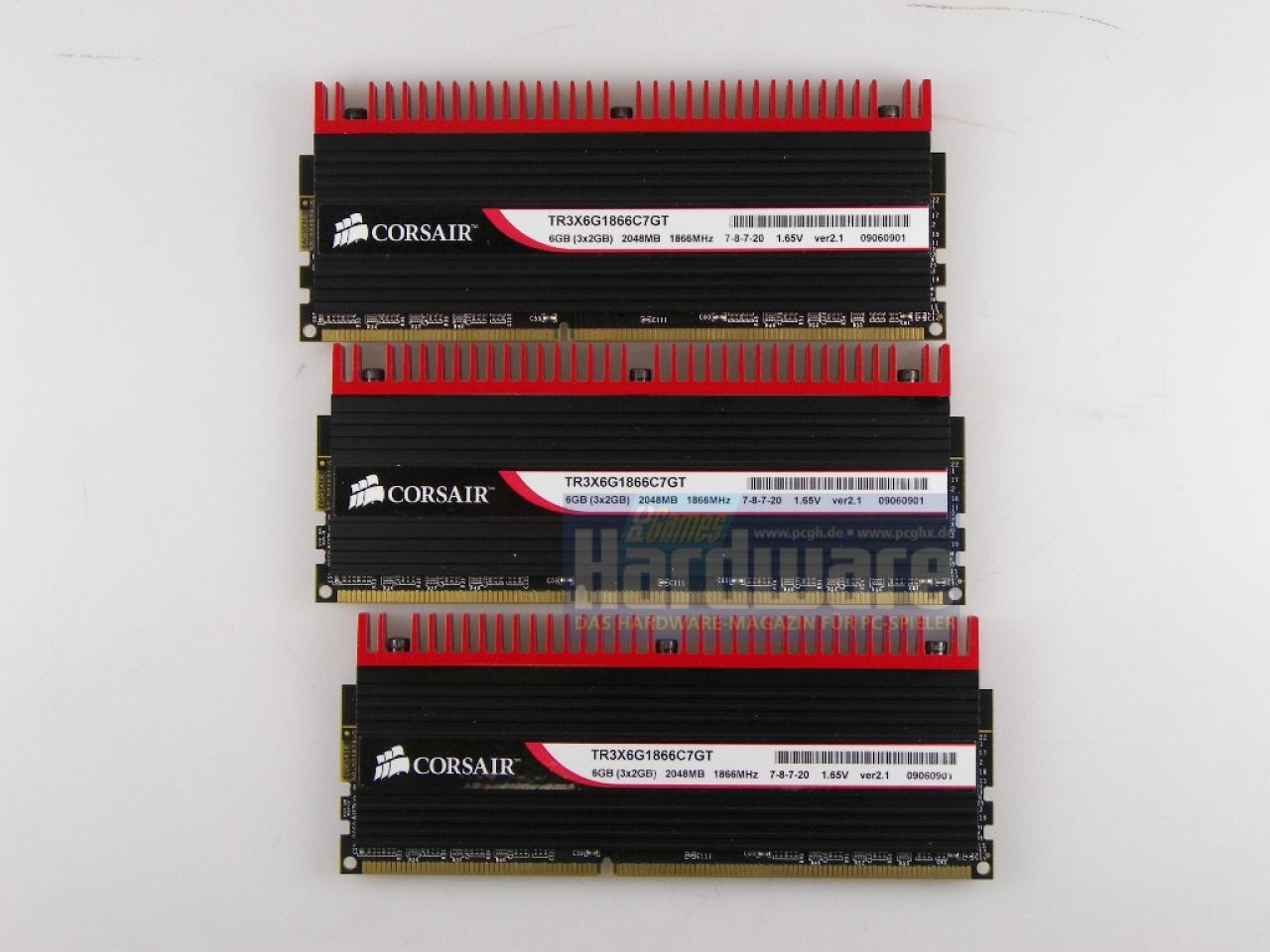 [27/02/2009] Corsair TR3X6G1866C7GT (3 x 2.048 MiByte DDR3-1866)