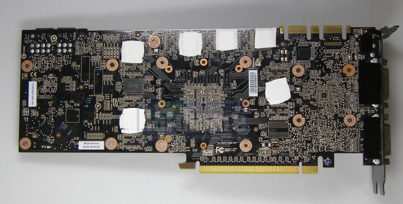 [25/02/2009] Geforce GTX 260: 65 Nanometer (Rückseite)