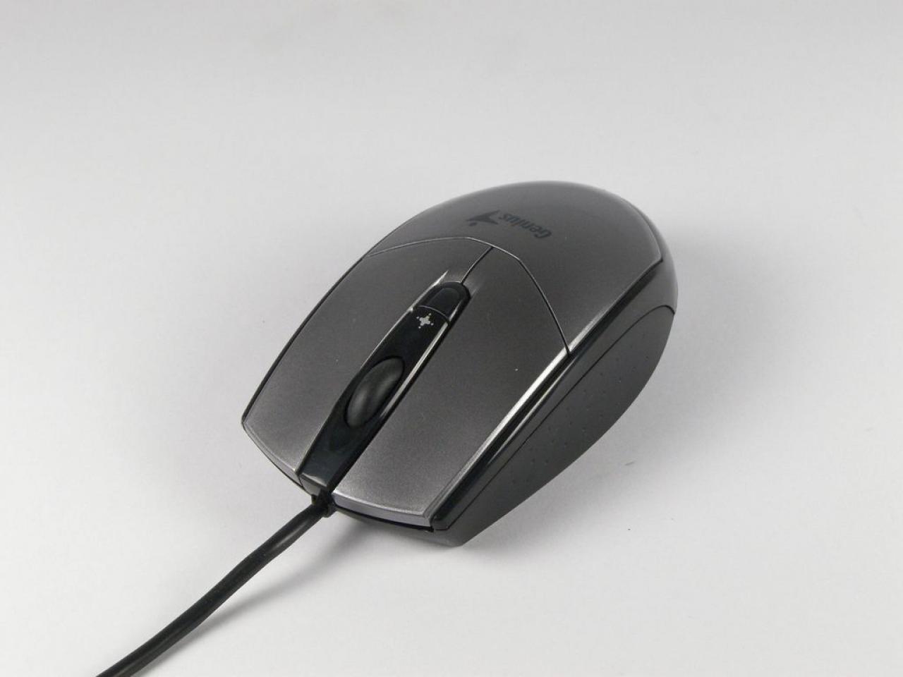 [26/02/2009] Genius Netscroll G500 Laser