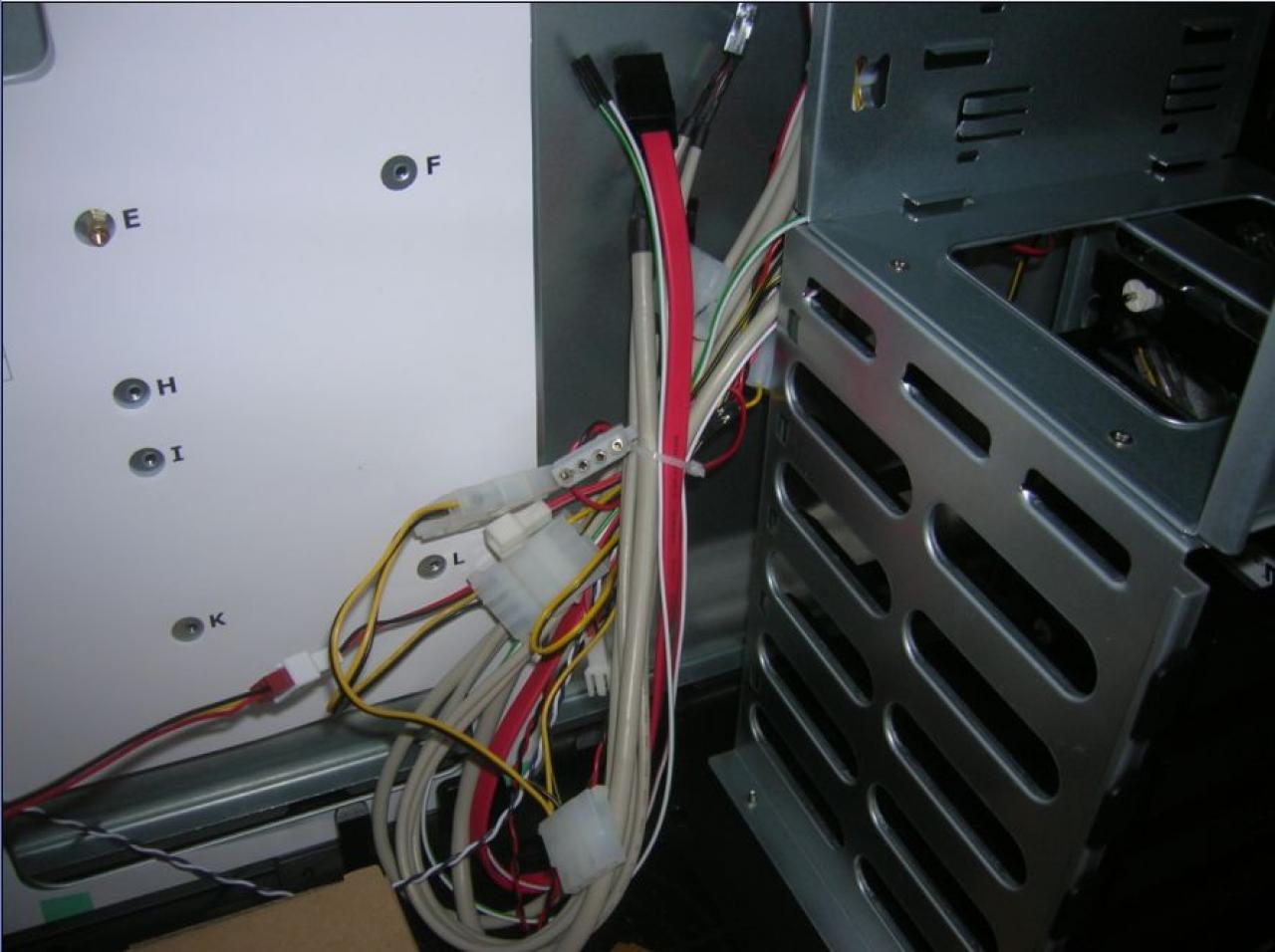 [20/02/2009] Lesertest: Cooler Master CM Storm Sniper 6000 (6)