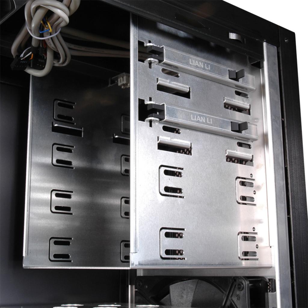 [04/02/2009] Lian Li PC-A06F (9)