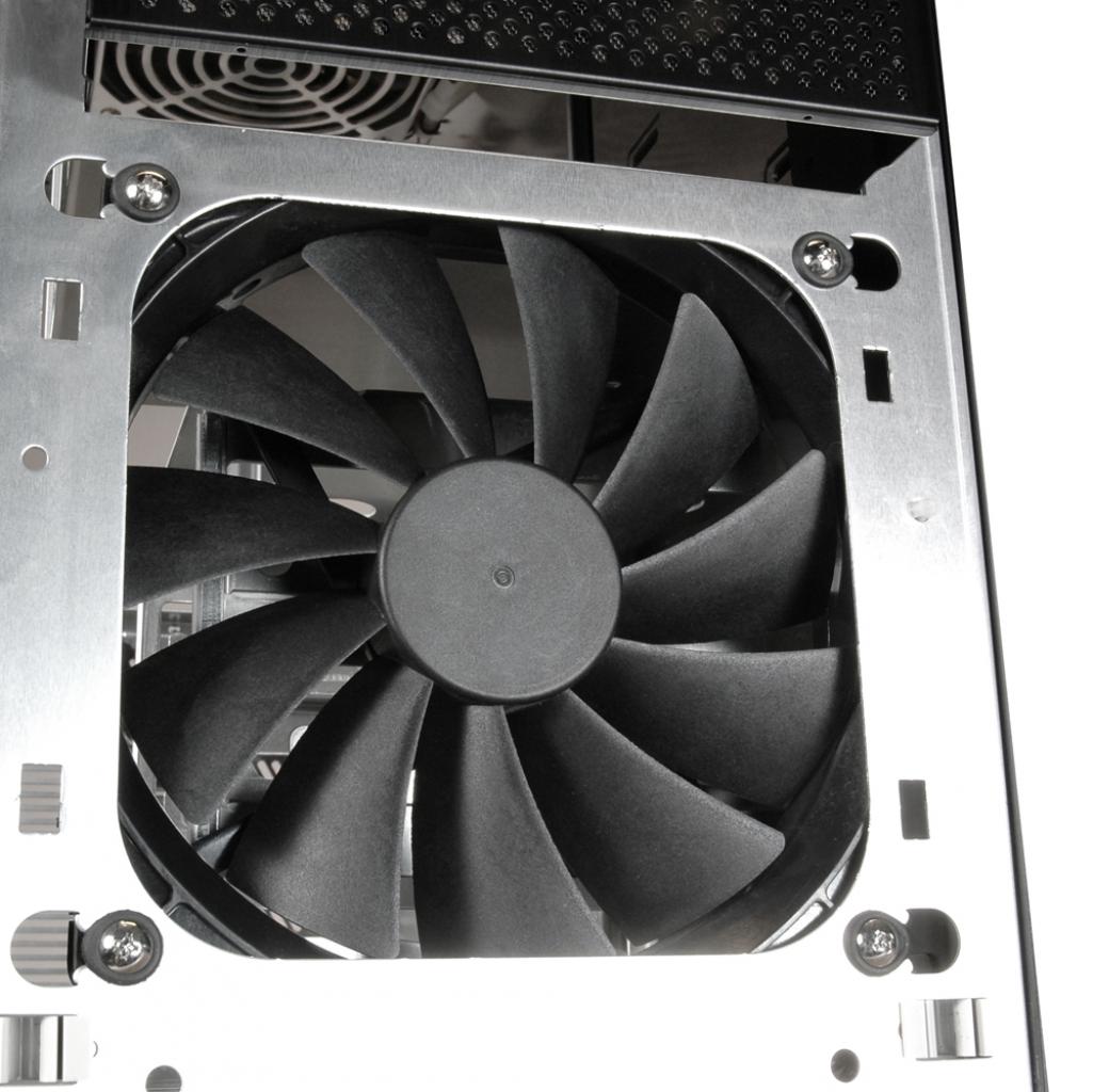 [04/02/2009] Lian Li PC-A06F (12)