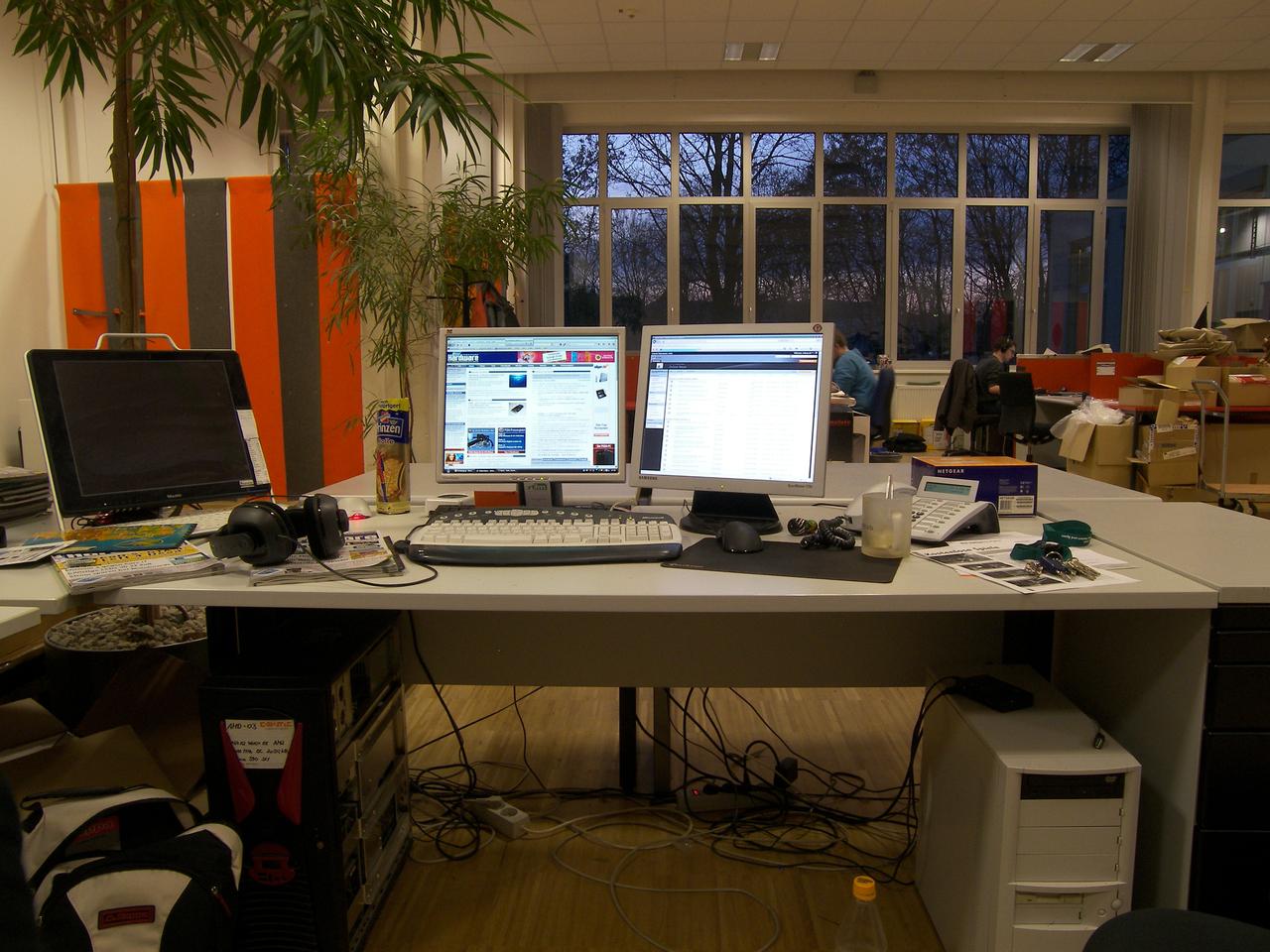 [06/02/2009] Schreibtische der PC-Games-Hardware-Redakteure: Andreas Link