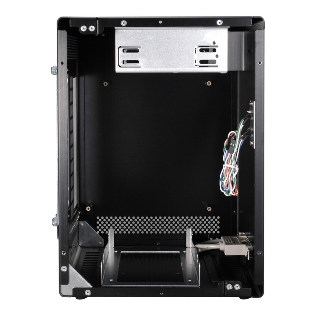[13/02/2009] Lian Li PC-Q07 (6)