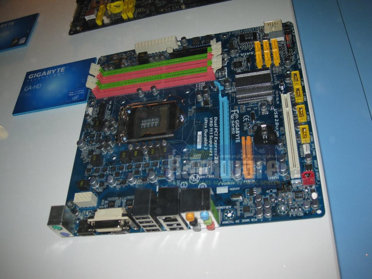 [02/03/2009] Gigabyte GA-HD: P55-Board mit Onboard-Grafik
