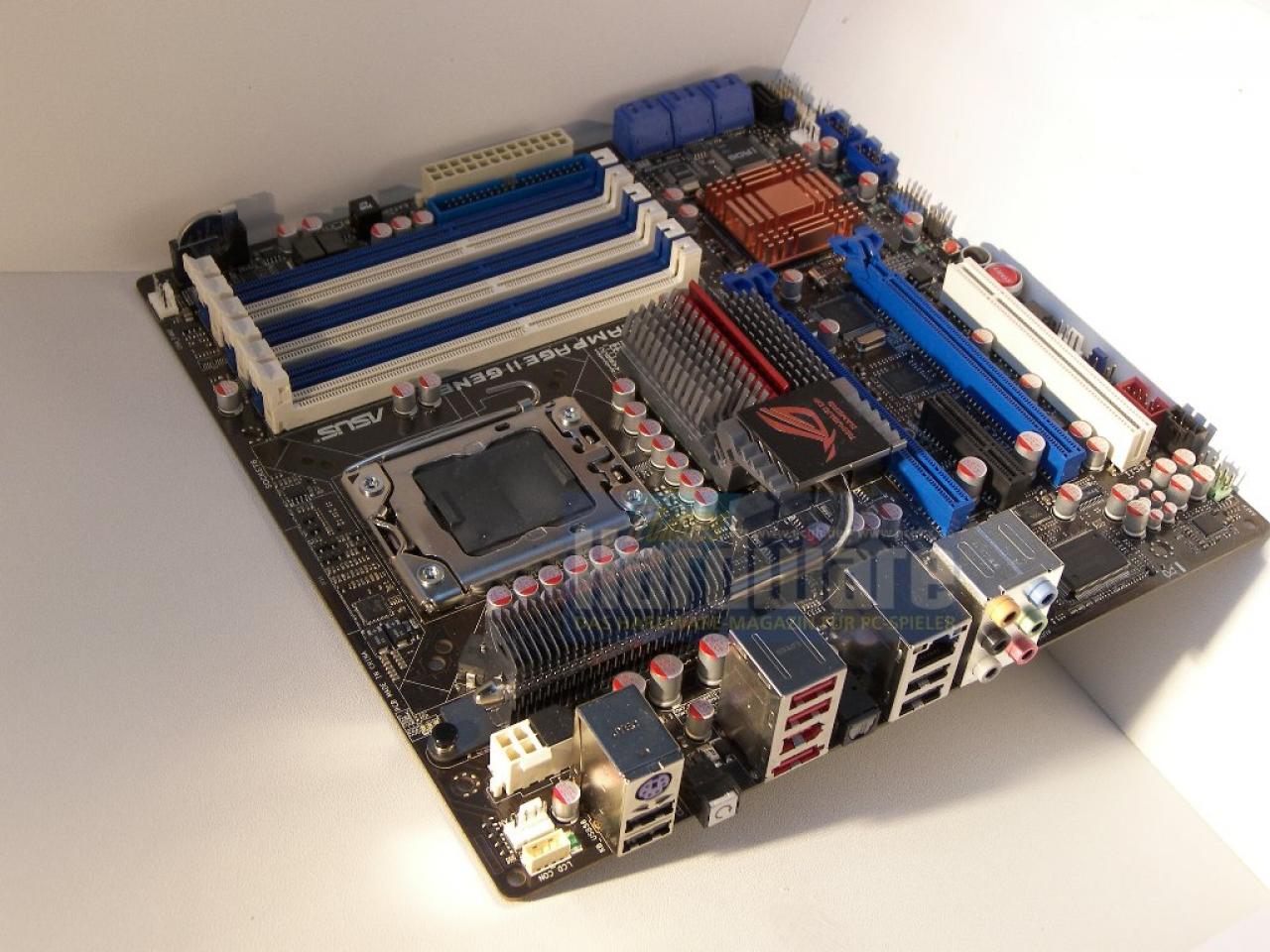 [01/03/2009] Asus Rampage II Gene (5)