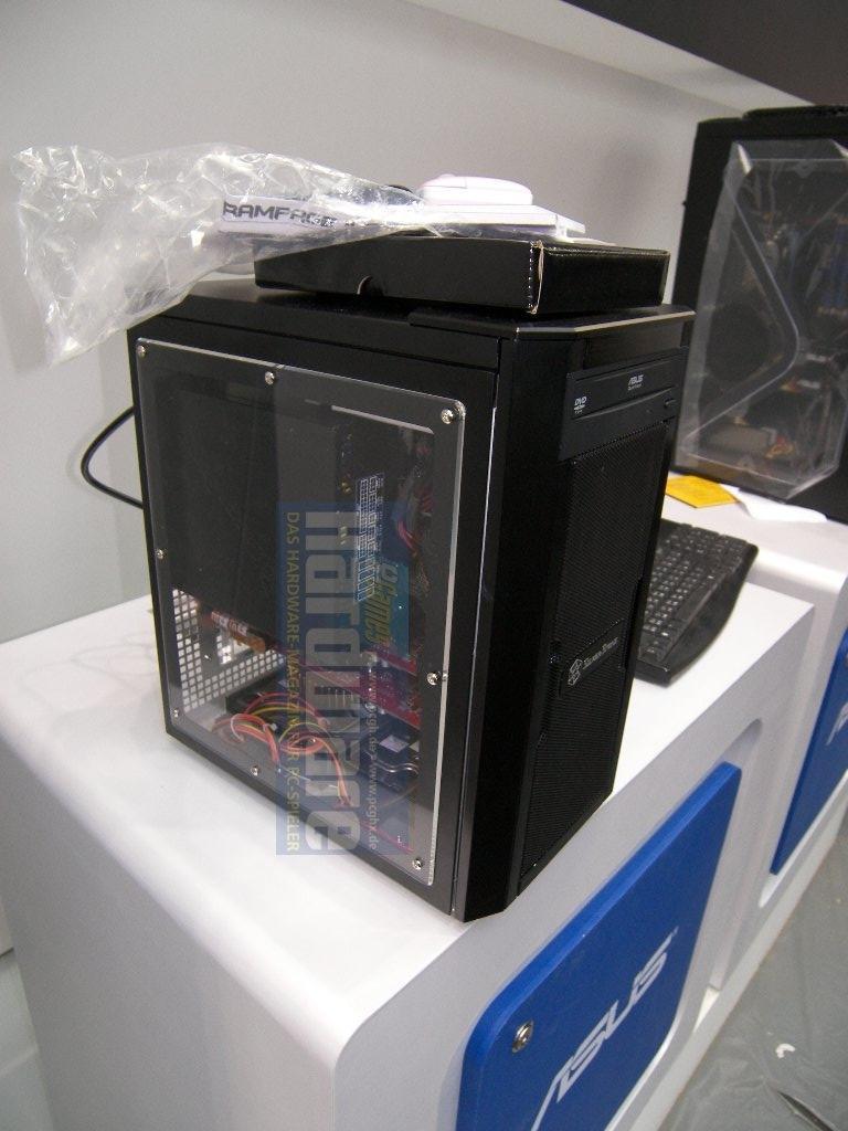 [01/03/2009] Asus Rampage II Gene (4)
