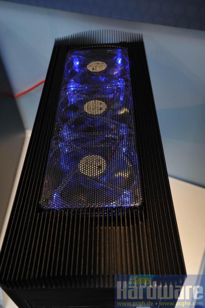[06/03/2009] Cebit 2009: Die schönsten Casemods, PCs und Gehäuse (7)