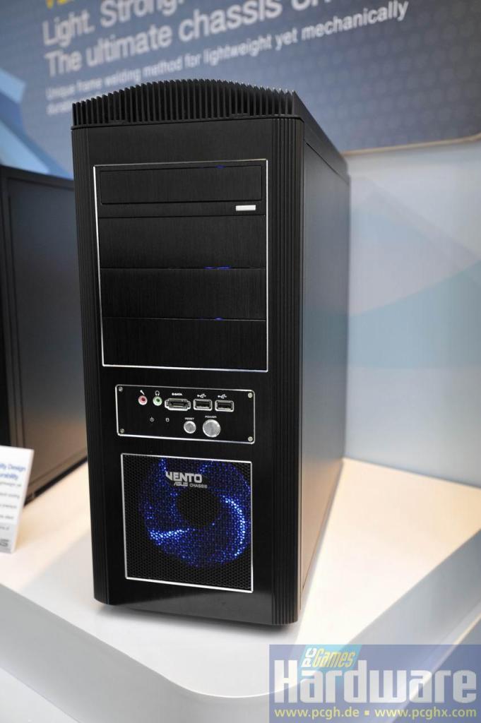 [04/03/2009] Asus Vento TA-U2 (4)
