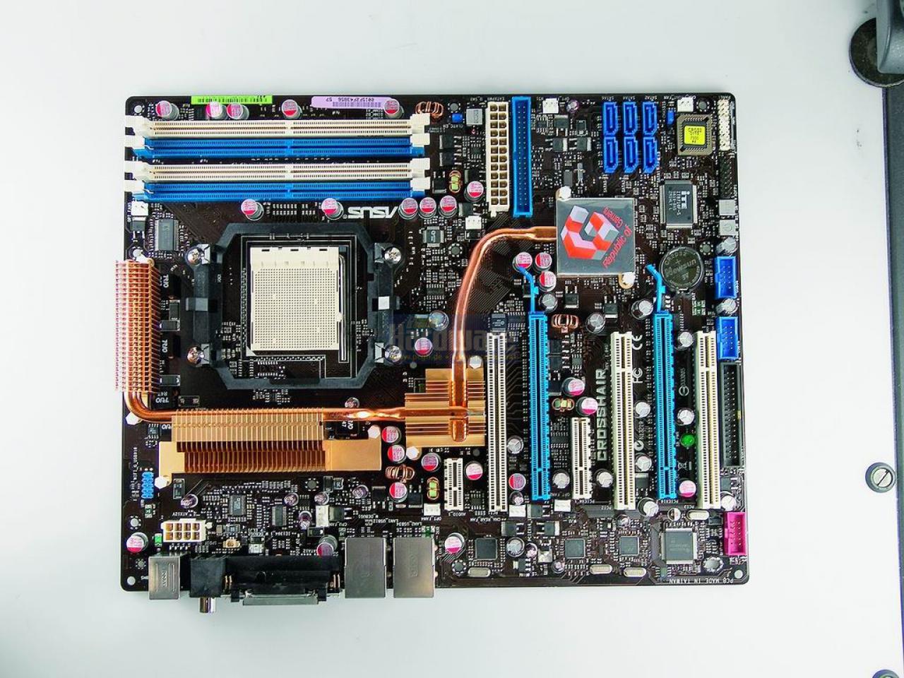 [19/03/2009] Asus Crosshair