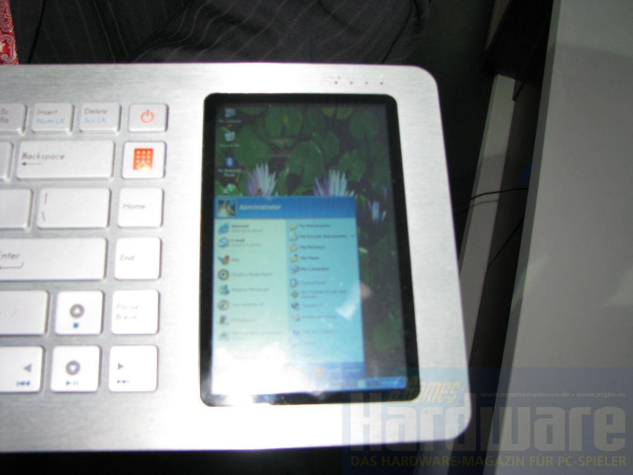 [06/03/2009] Asus Eee Keyboard (2)