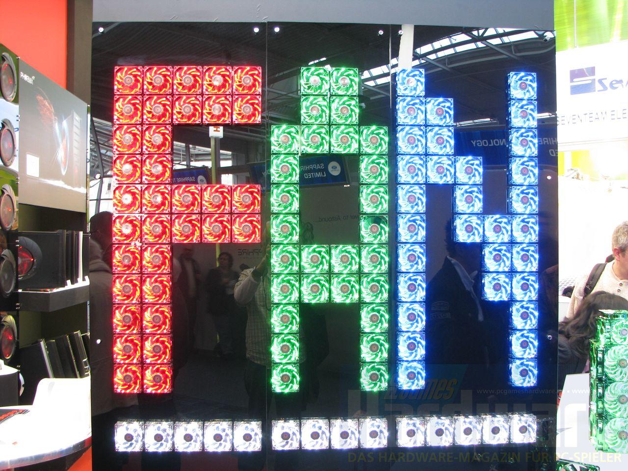 [07/03/2009] Impressionen vom Enermax-Stand (1)