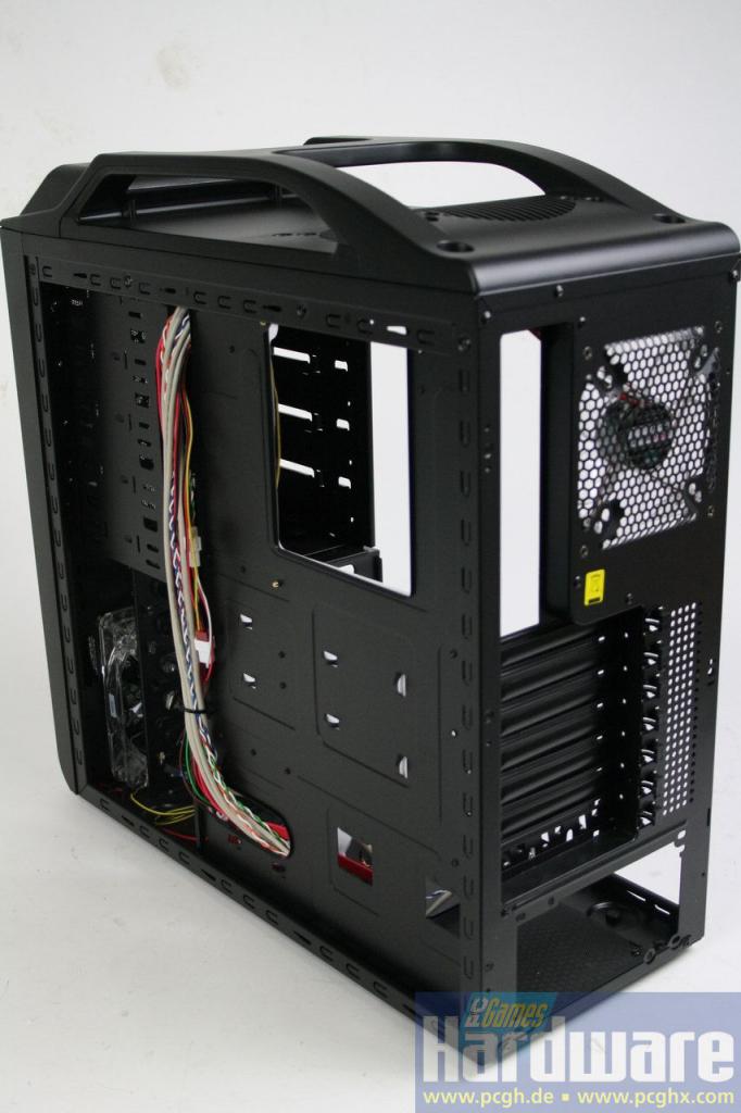 [28/03/2009] Cooler Master Storm Scout: 2x zu gewinnen bei PC Games Hardware (1)