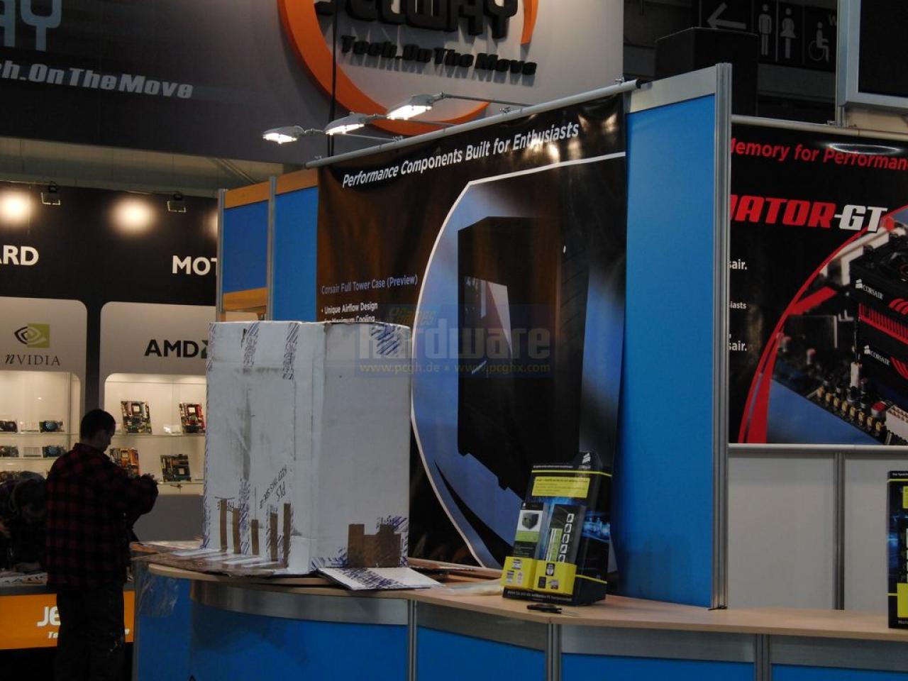 [02/03/2009] Corsair Full Tower Case Preview - PC Games Hardware zeigt erste Bilder (1)