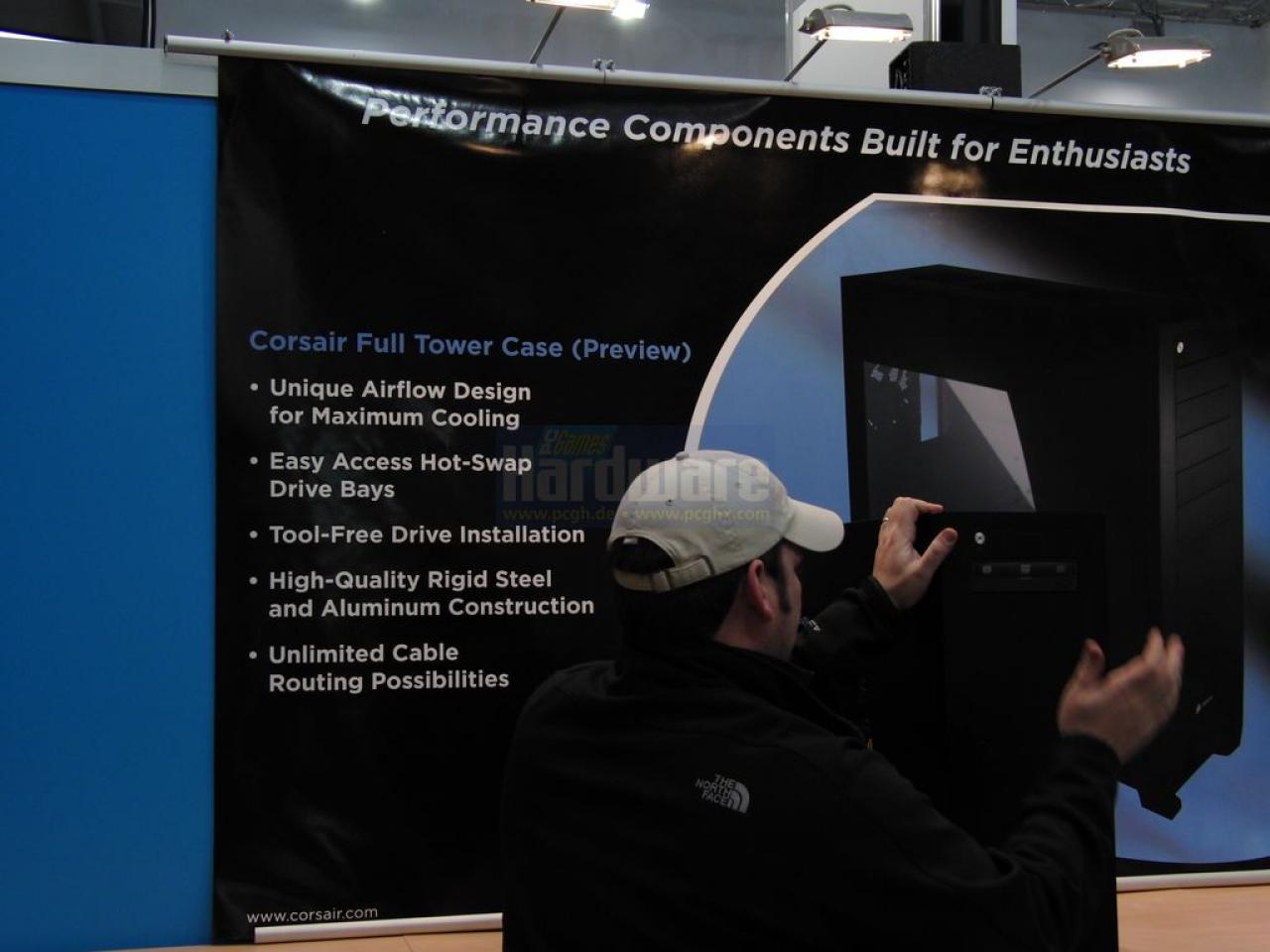 [02/03/2009] Corsair Full Tower Case Preview - PC Games Hardware zeigt erste Bilder (23)
