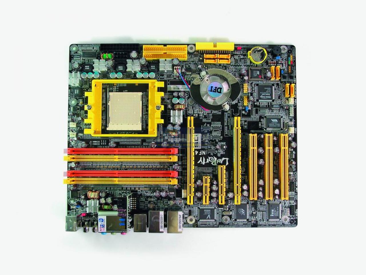 [19/03/2009] DFI Lanparty UT NF4 SLI-DR Expert