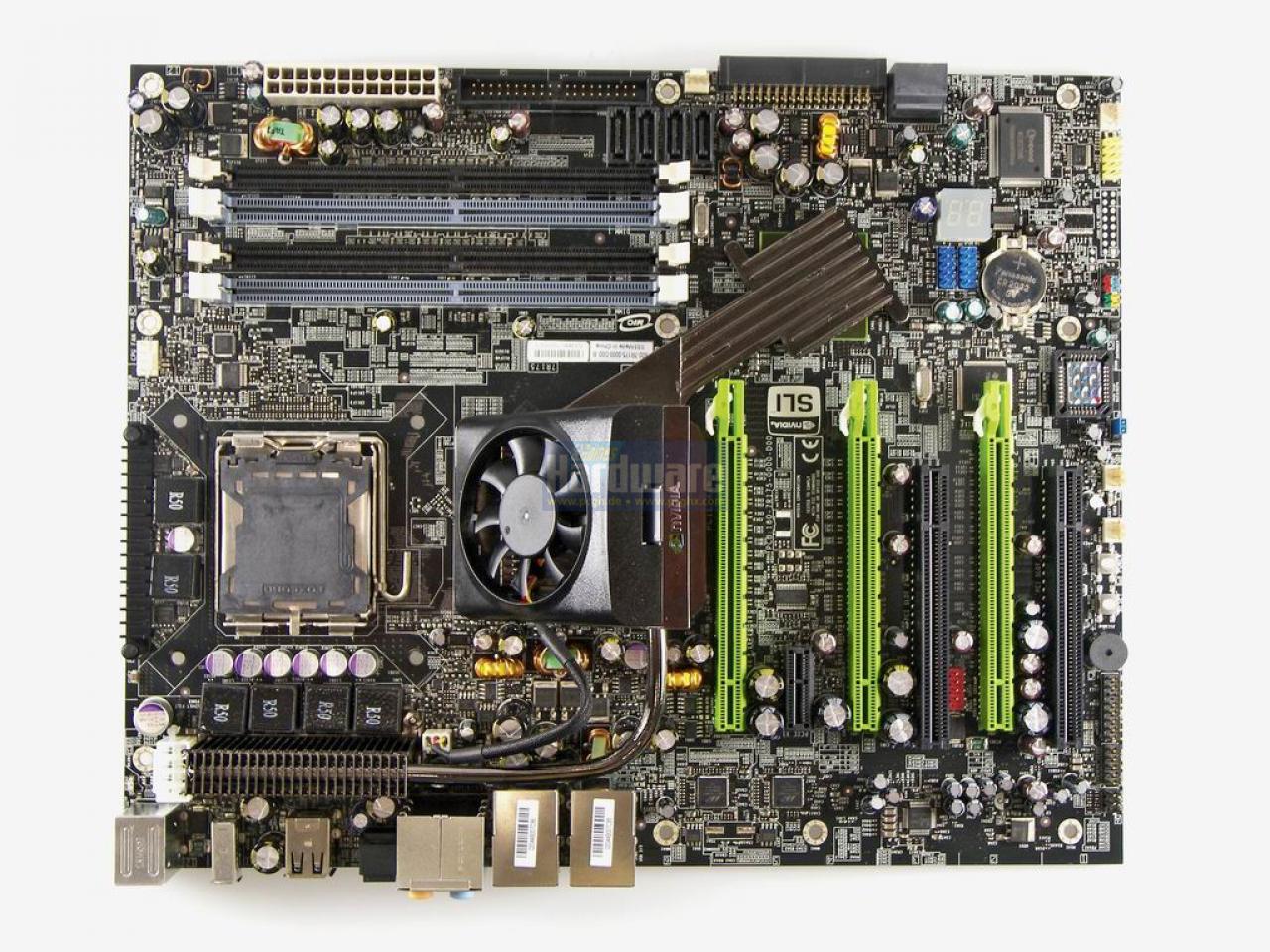 [19/03/2009] EVGA Nforce 780i SLI