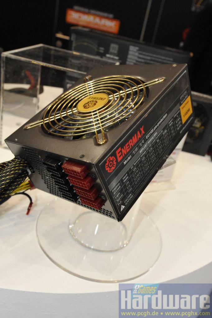 [04/03/2009] Enermax EG1100 Gehäuse (3)