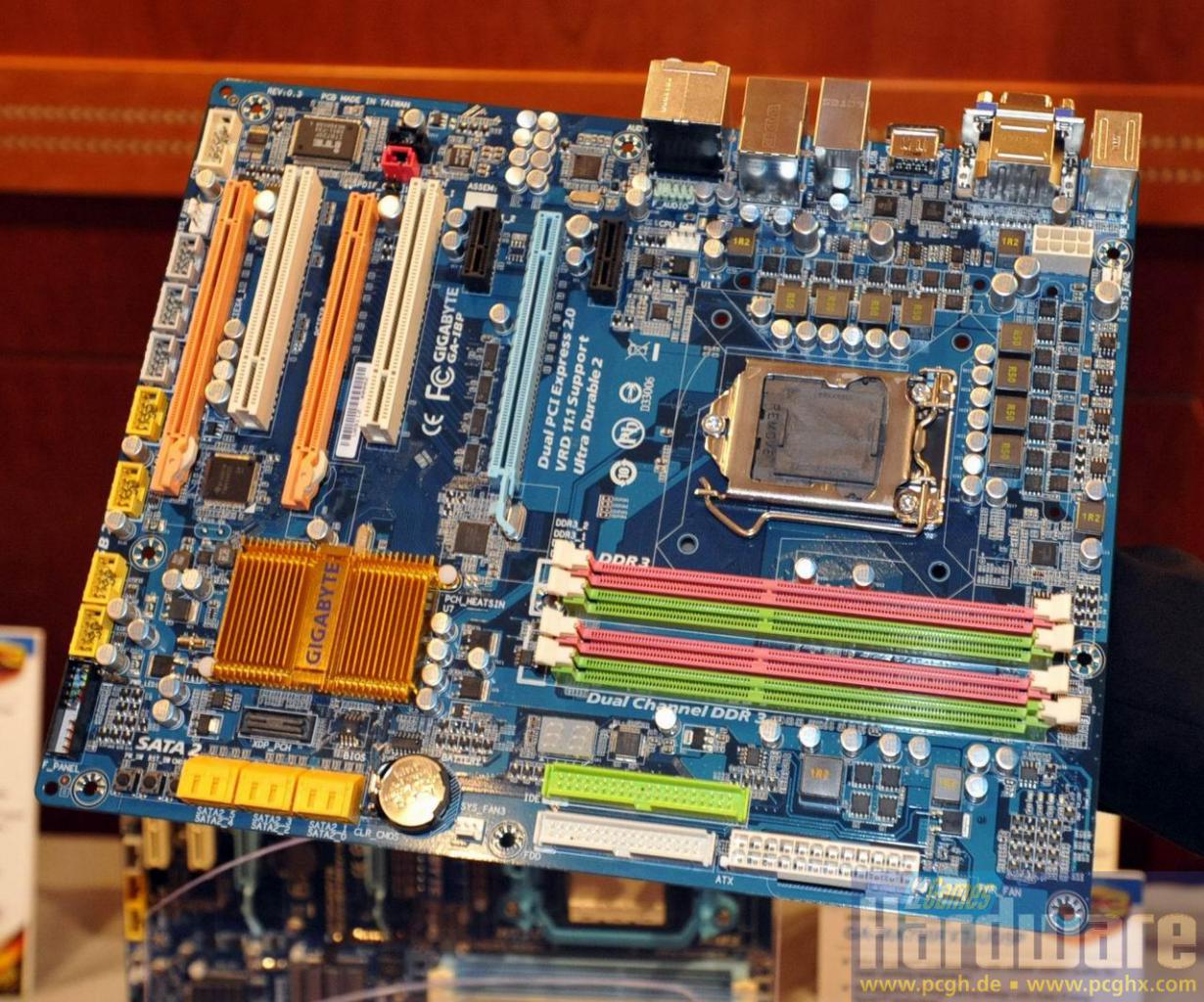 [09/03/2009] Gigabyte P55